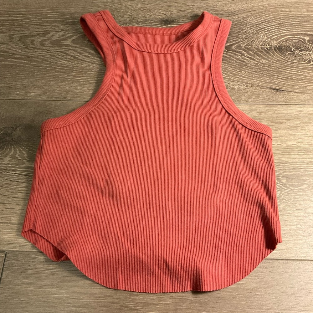 Tops - Picture 2 of 5